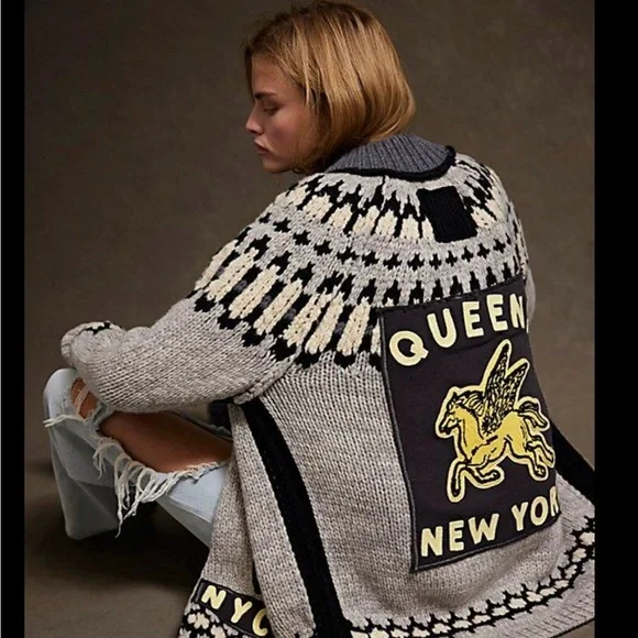 We The Free Gray and Black Graphic Cardigan - Picture 1 of 4